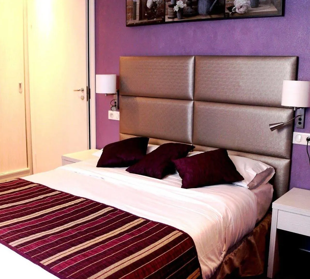 Irin Hotel Antibes 3*,