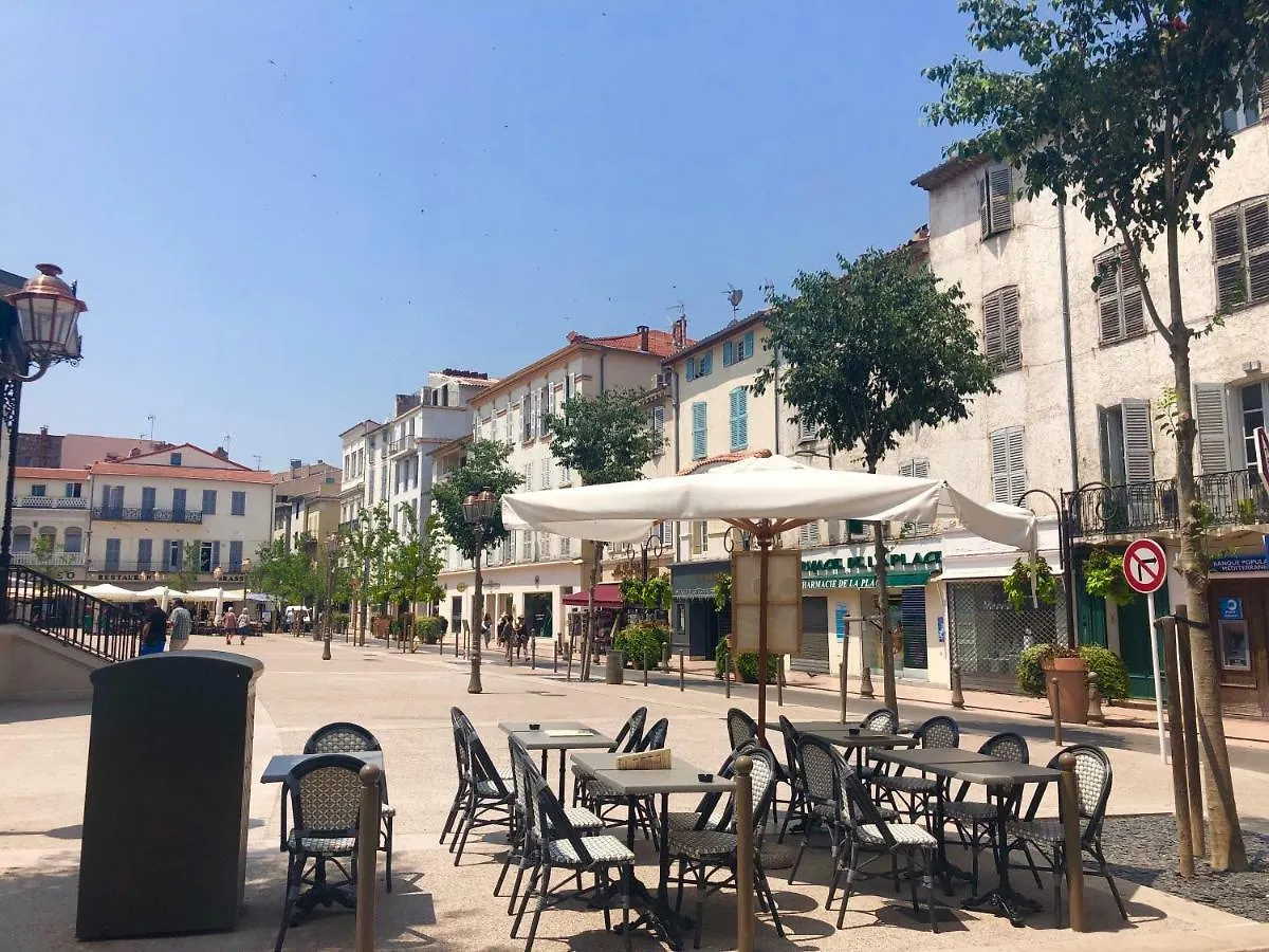 ***  Irin Hotel Antibes France